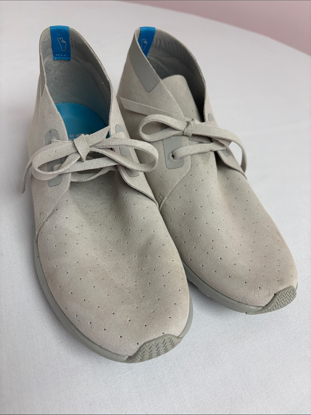Native Apollo Chukka Pigeon Grey Shoes Men 7.5 Women 9.5 Microfiber